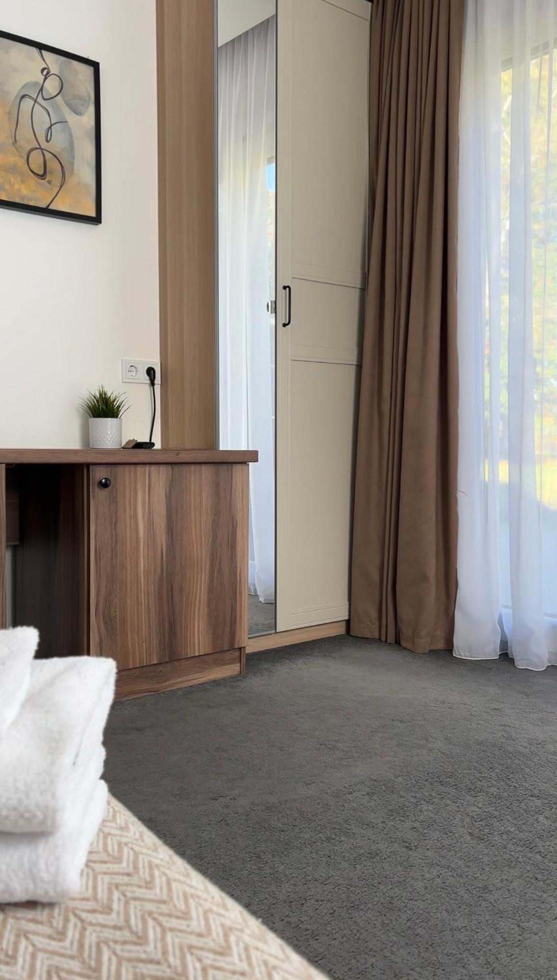 Pajurio Gintaro Namai Hotel พาลังกา ภายนอก รูปภาพ